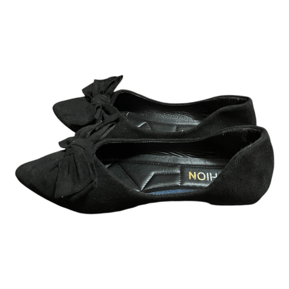 Black Fashion Flats with Bow 8
7 1/2 N to 8 N - Picture 3 of 5